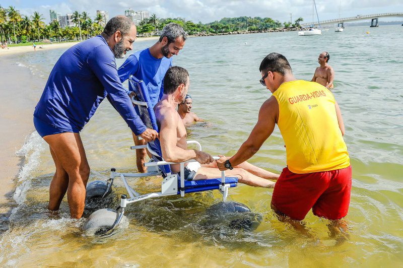 Projeto Praia Acessível retoma atividades nesta quinta-feira (18)