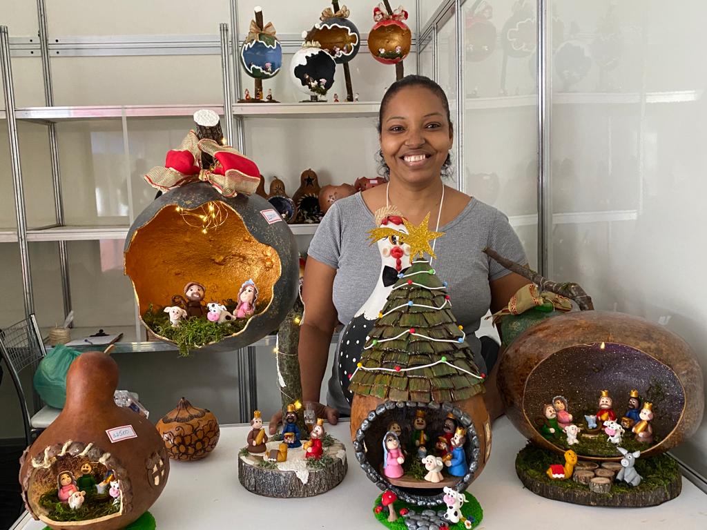 Artesanato: Feira ArteSanto segue até domingo (21) na Praça do Papa em Vitória