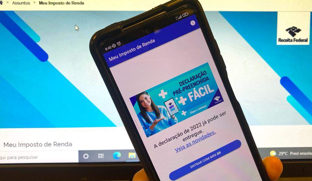 Contribuintes começam a receber declaração pré-preenchida do Imposto de Renda