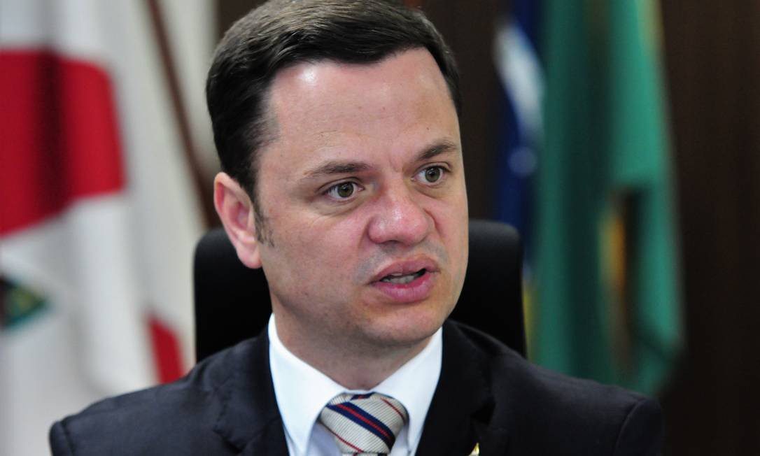 Anderson Torres: André Mendonça vota contra afastamento de Ibaneis e prisão
