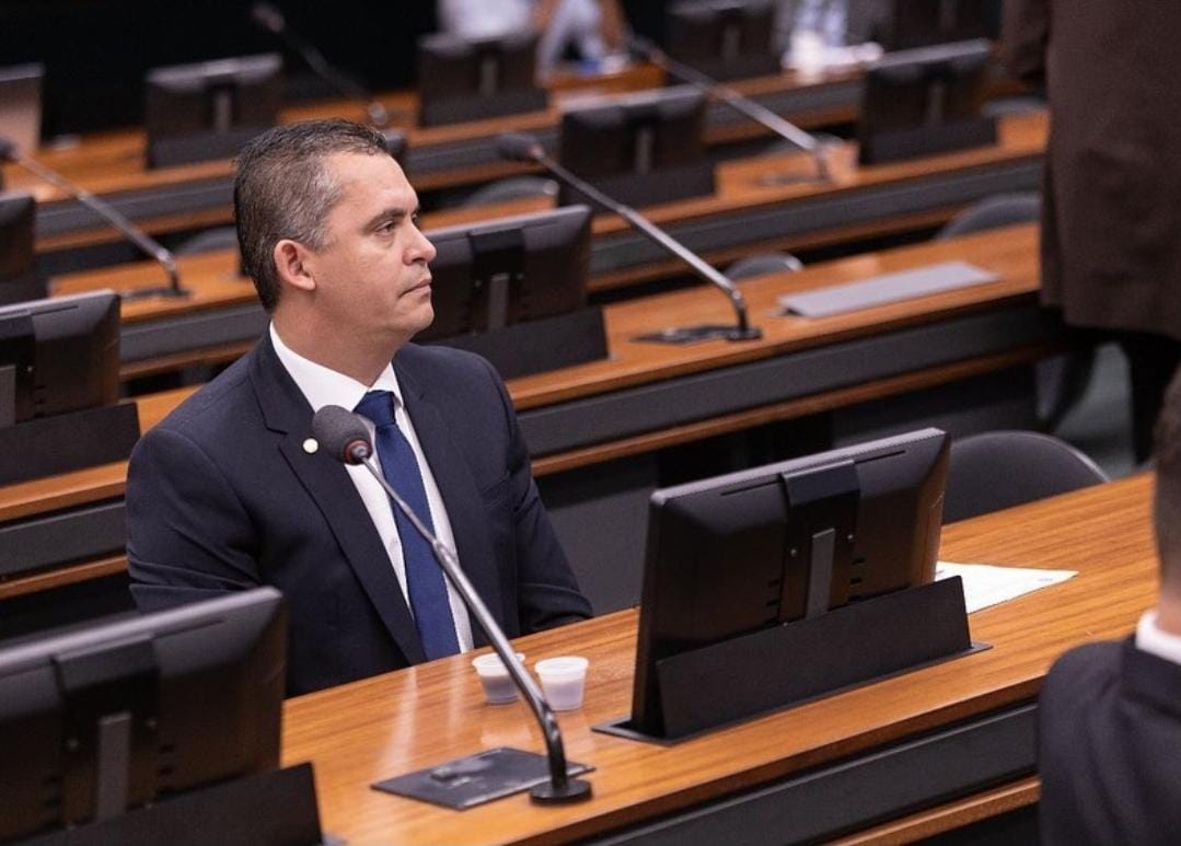 “Não podemos parar as compras governamentais”, diz Gilson Daniel sobre prorrogação da Lei