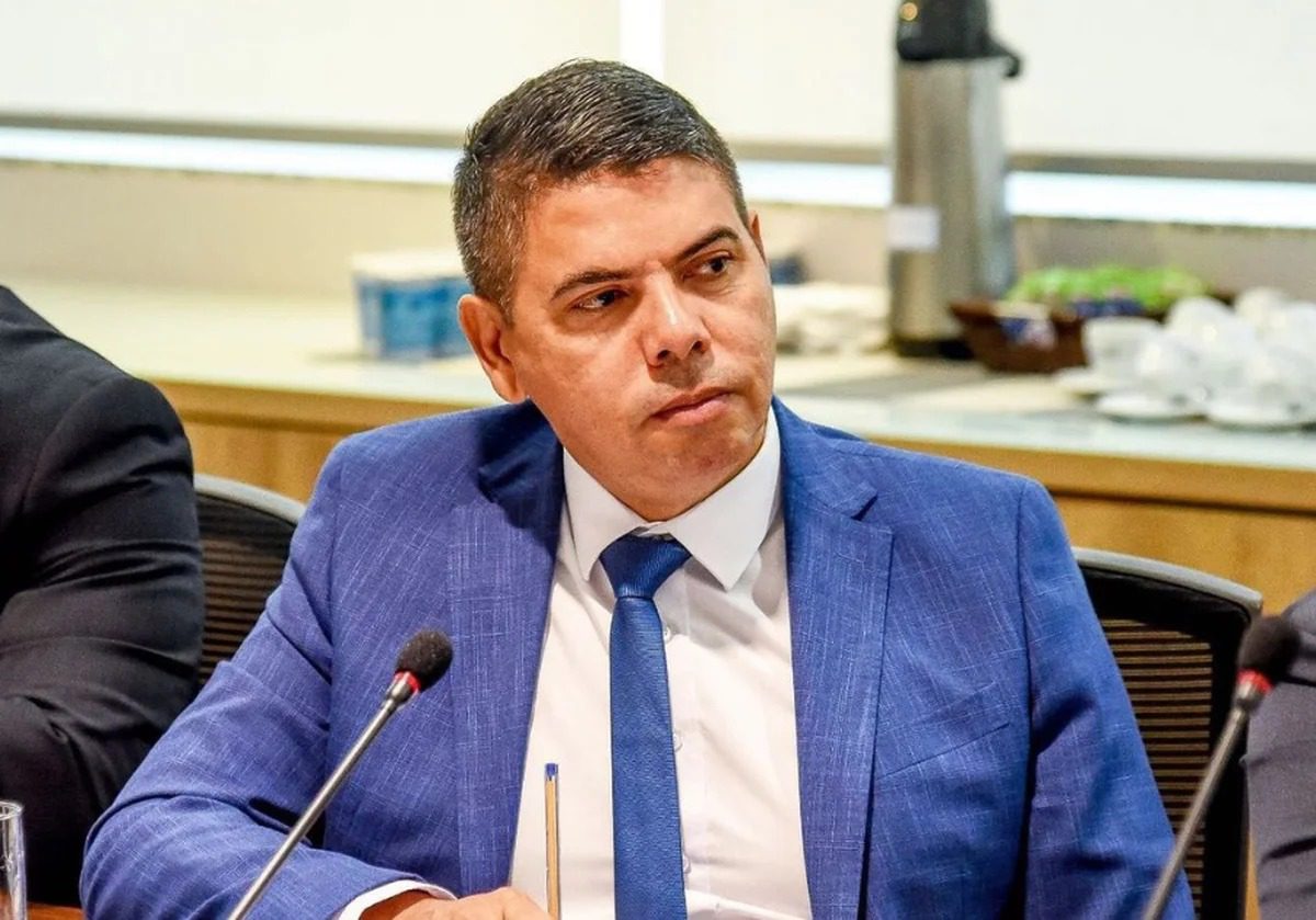 Messias Donato apresenta um projeto de lei para aumentar as penas contra o aborto