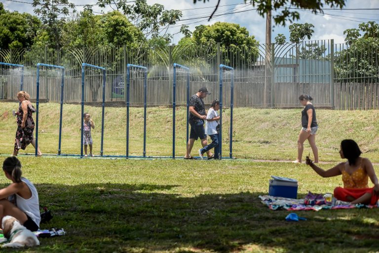 Debate em Destaque: Comissão Aborda a Interseção entre Políticas de Saúde e Meio Ambiente