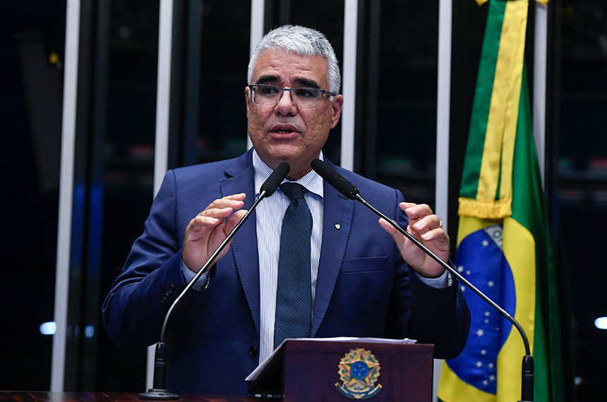 Questionamento da Competência do Judiciário na Deliberação sobre Aborto em Debate durante Sessão
