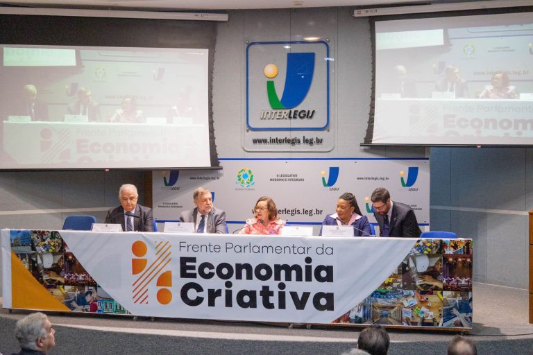 Parlamentares lançam frente em defesa da economia criativa