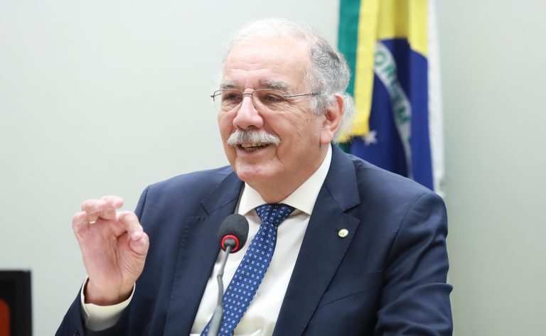 Adoção Póstuma: Comissão Aprova Possibilidade Mesmo sem Processo Judicial em Andamento