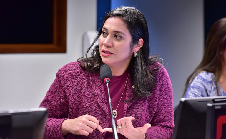 Projeto concede meia-entrada para profissionais da saúde em eventos culturais