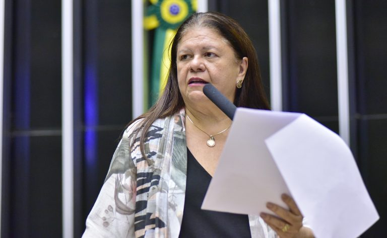 Comissão aprova novos prazos para o INSS analisar pedidos de benefícios e aposentadorias