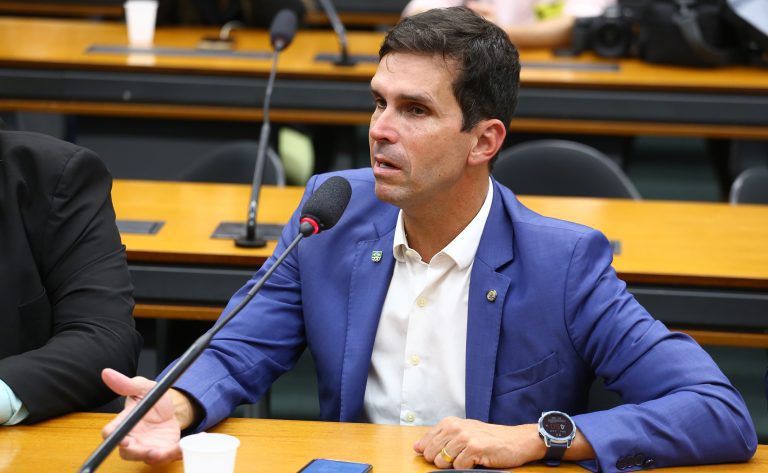 Comissão aprova reconhecimento de academias como componentes de atenção básica à saúde