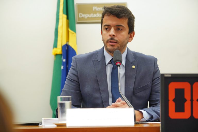 Projeto aumenta pena do estelionato praticado contra operadora de planos de saúde