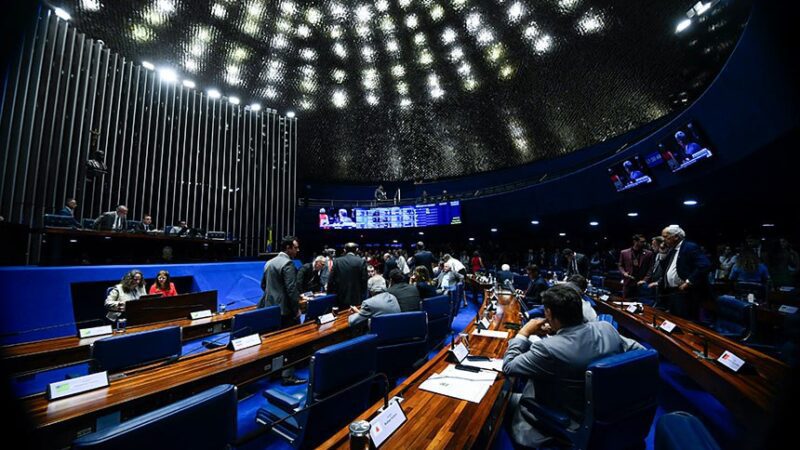 Plenário Confirma Decisões Administrativas da Comissão Diretora