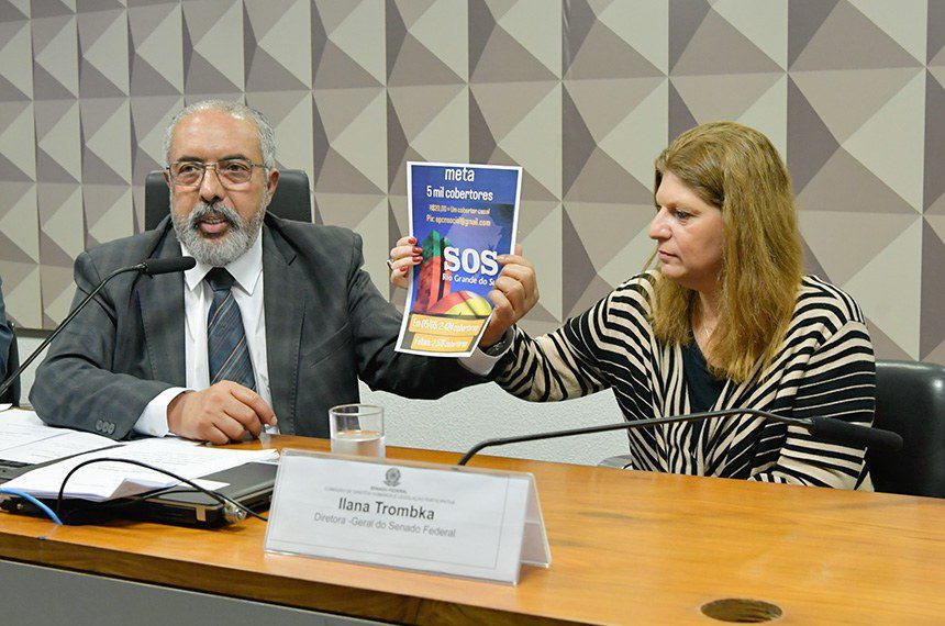 Iniciativa do Senado visa reunir 5 mil cobertores para o Rio Grande do Sul