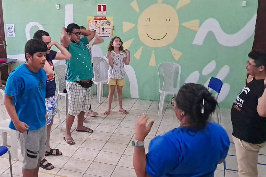 Atendimento especializado para autistas pode ser a primeira lei proposta por cidadão