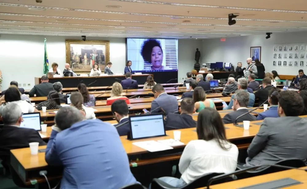 Congresso retoma debate sobre PEC das Drogas com análise na CCJ