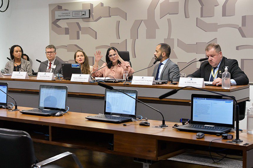 Especialistas defendem integração para elucidar casos de pessoas desaparecidas