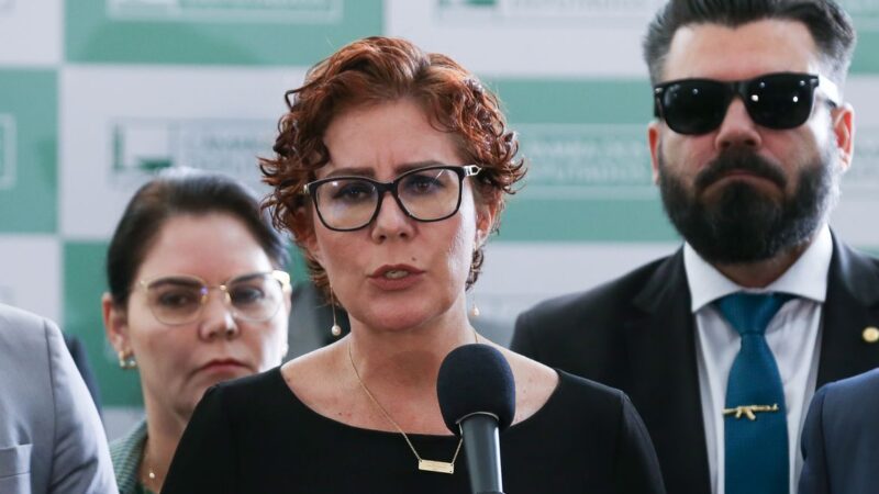 Deputada Carla Zambelli é presa na Itália