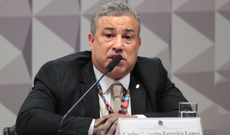 Presidente da Conafer depõe na CPMI do INSS e diz desconhecer acusações sobre fraudes
