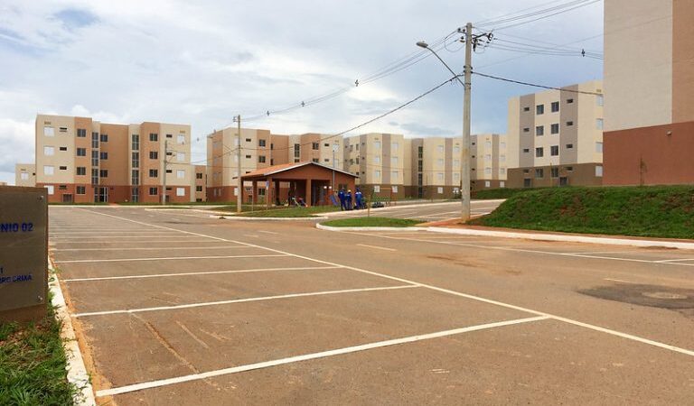 Comissão debate cobranças abusivas de taxas em condomínios do Minha Casa, Minha Vida