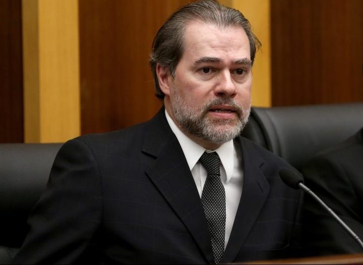 Congresso planeja entrar no caso Master com CPI e pressão sobre Toffoli