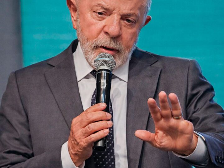 Lula evita embate com Trump e defende diplomacia focada em resultados para o Brasil