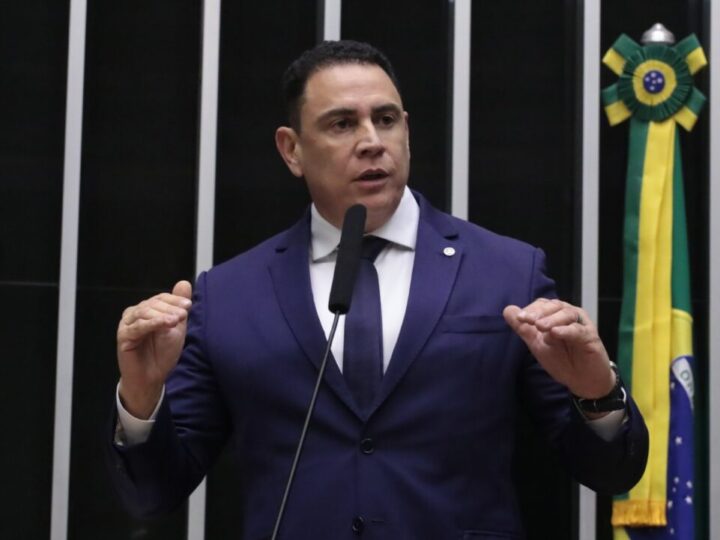 Rochas naturais do Brasil são tema de homenagem oficial no Congresso Nacional