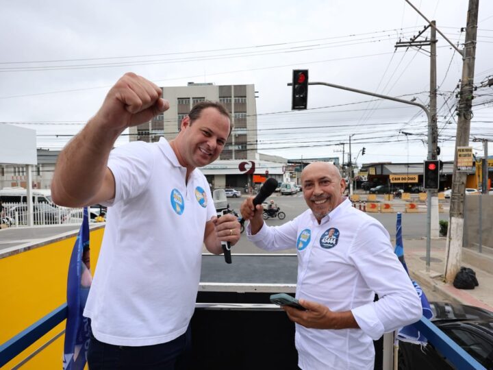 Das ruas de Vila Velha ao interior: Dr. Victor completa 10 dias de campanha em ritmo intenso