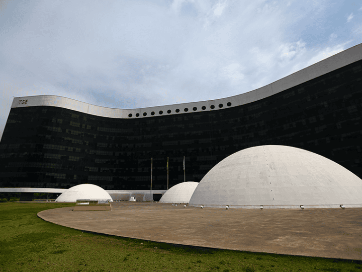 Eleições impõem restrições a gastos, publicidade e transferências públicas