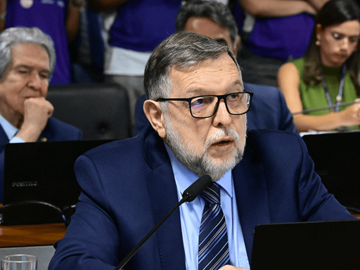 Estatuto do Aprendiz avança no Senado e segue ao Plenário com urgência