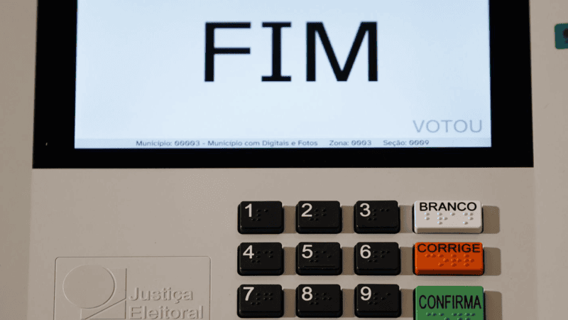 Federação PSOL-Rede oficializa apoio à candidatura de Lula à reeleição