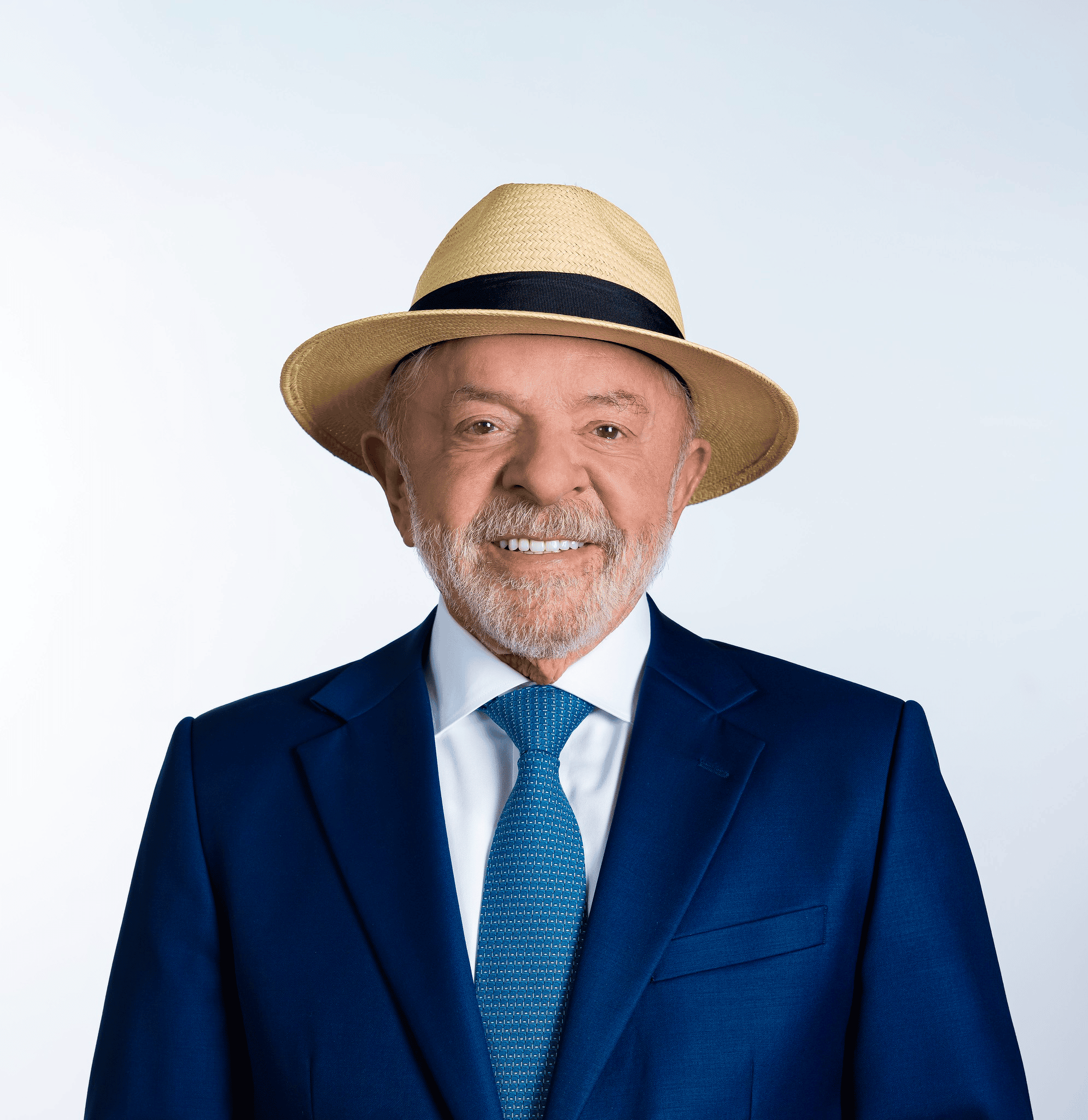 Lula usará foto com chapéu na urna eletrônica em 2026