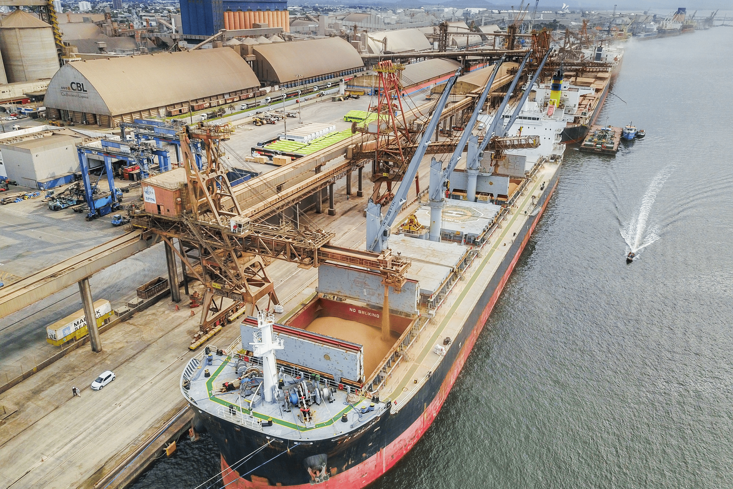 MP prevê R$ 18,5 bilhões em crédito para exportadores afetados por novo tarifaço dos EUA