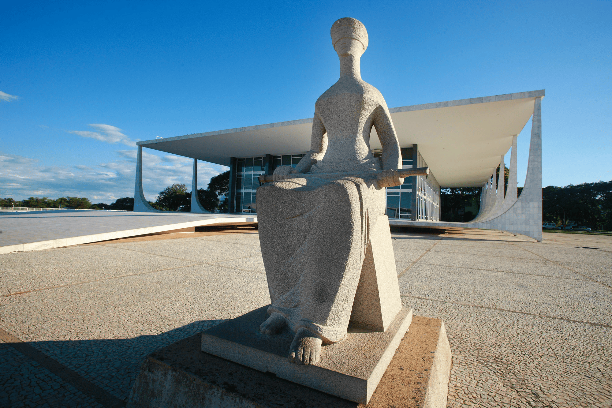 STF proíbe aumento de IPTU baseado apenas na área do imóvel