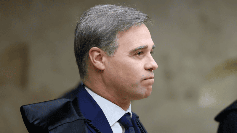 TSE dá prazo de dez dias para governo Lula detalhar gastos com publicidade