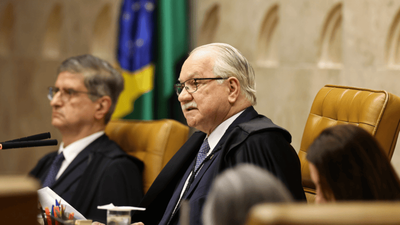 Fachin diz que tribunal que substitui debate político “trai sua missão”
