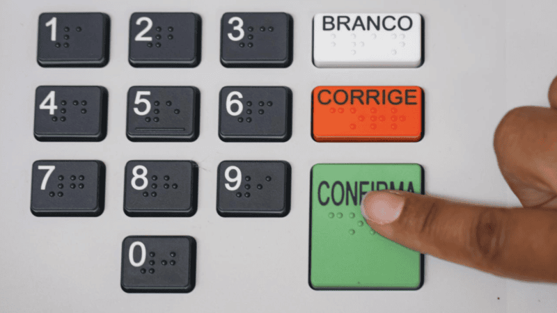 Justiça manda Meta remover posts que incentivam demissão por voto