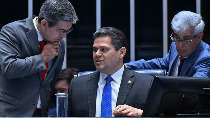 PEC que acaba com escala 6×1 começa a tramitar no Plenário do Senado