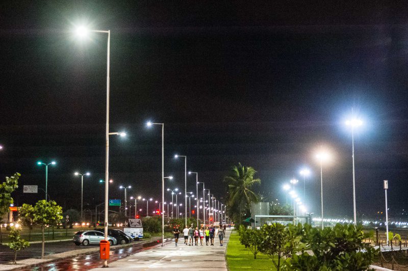 Prefeitura de Vitória vai abrir nova licitação para manutenção da iluminação pública