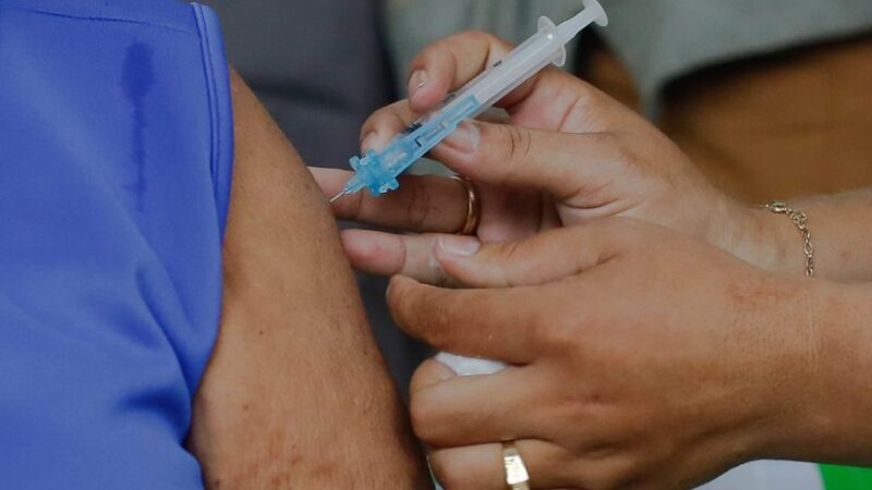 Imunização: Vagas para quem recebeu a primeira dose da vacina AstraZeneca até 28 de abril