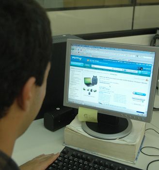 Procon de Vitória constata irregularidades em empresas de internet