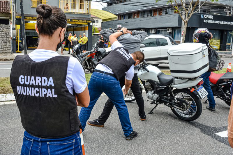 Vitória + Segura: Ação teve a participação dos grupamentos da Ronda Ostensiva Municipal
