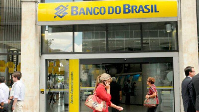 Bancos funcionam para o público até esta quinta-feira (28)