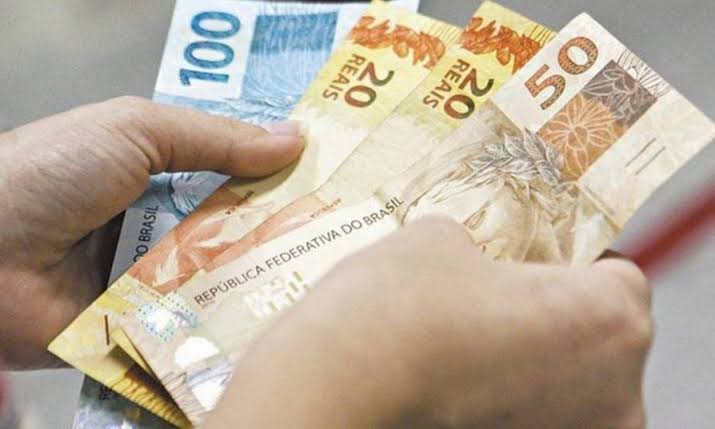 Dinheiro esquecido: brasileiros tem bilhões de dinheiro esquecido’ em bancos