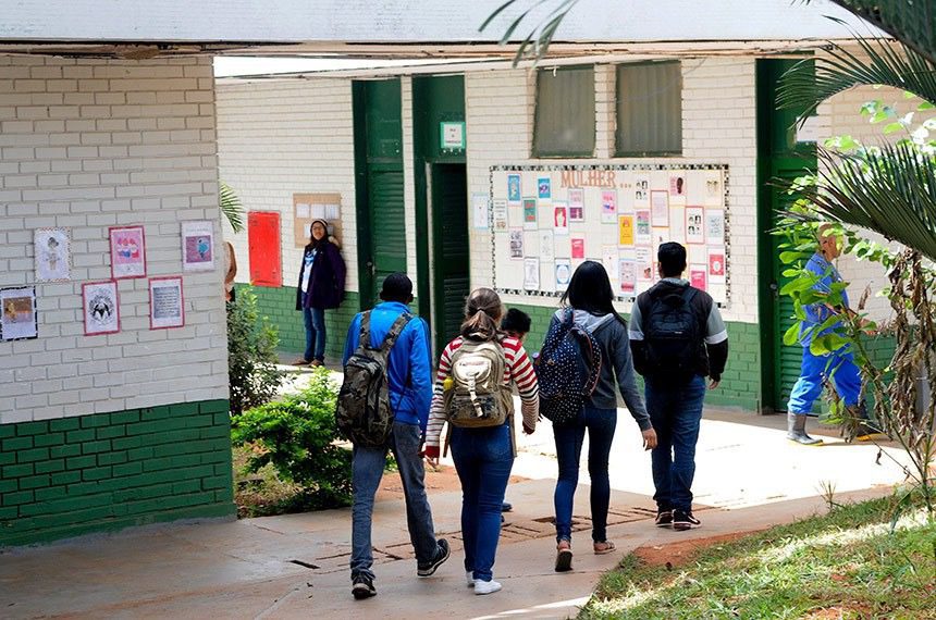 Comissão de Assuntos Sociais pode debater ação de psicólogos e assistentes sociais nas escolas