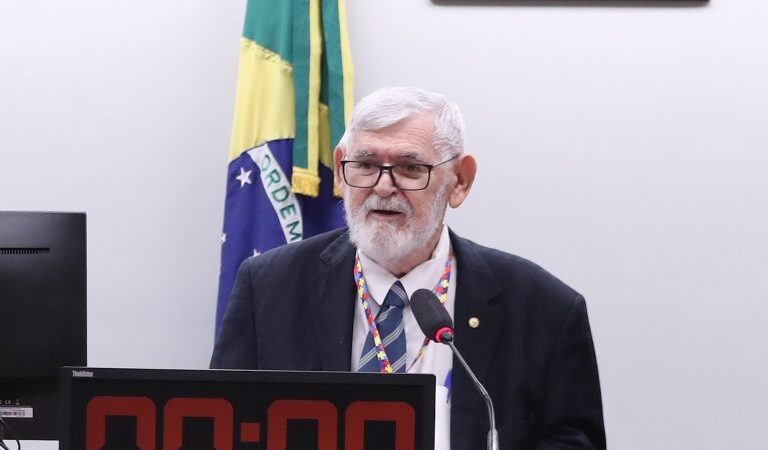 Comissão de Direitos Humanos debate legislação de proteção à infância e adolescência