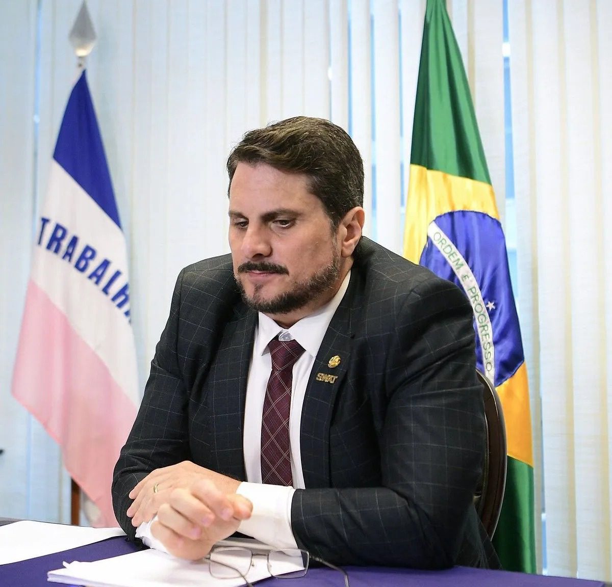Senador Marcos do Val pede afastamento da CPMI do 8 de janeiro