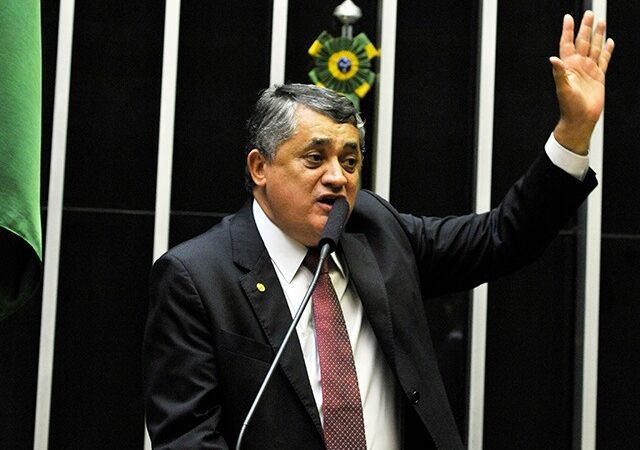 Líder do governo afirma que esforço na articulação política foi para garantir estabilização do País