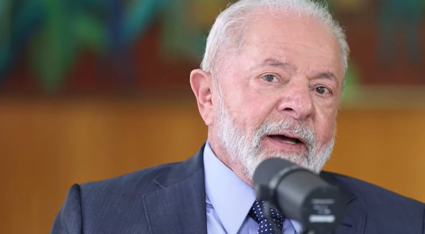 Nesta terça-feira (11) Lula vai reunir ministros para discutir fim da fila do INSS