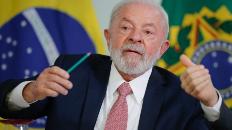 Governo Lula mobiliza seis aeronaves para resgatar brasileiros em área de conflito entre Israel e Hamas