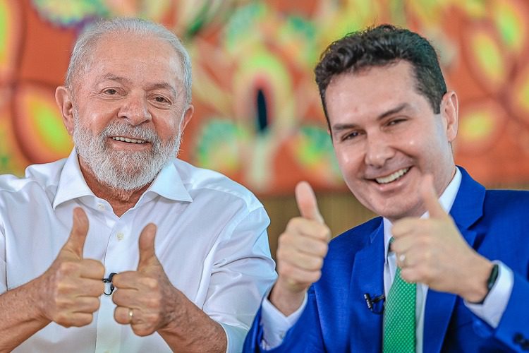 Lula celebra a entrega de 1,6 mil moradias do MCMV: ‘Paz para todos é o nosso objetivo’