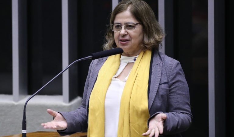 Ministra das Mulheres, Cida Gonçalves, será ouvida pela CDH nesta terça-feira